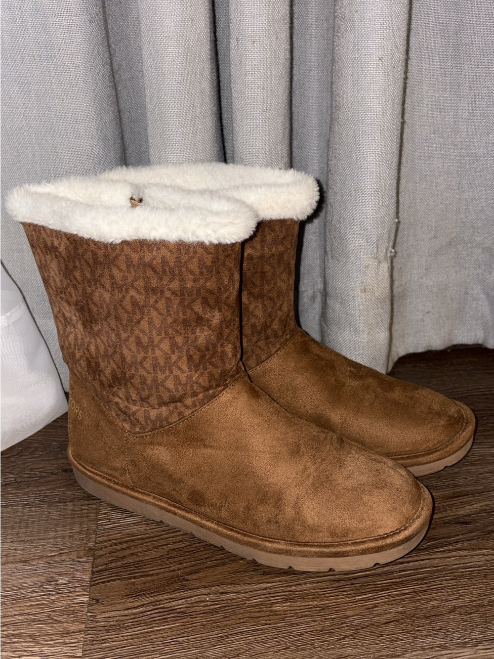 Michael Kors Chestnut Brown Suede Logo-Print Shearling Boots